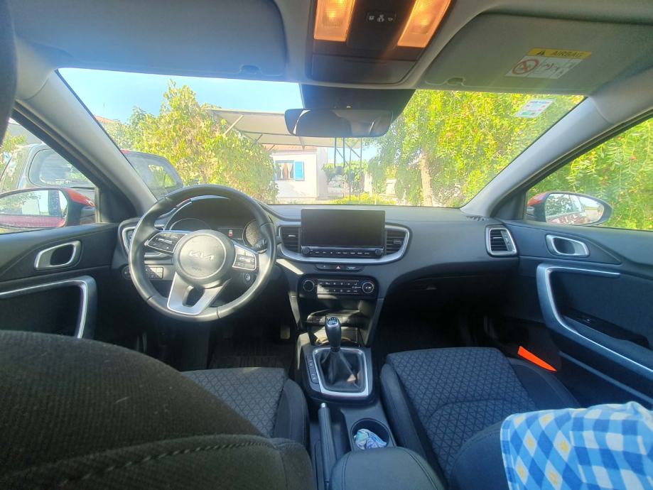 Kia Ceed (cee'd) 1.0 T-GDI, fotografija 7
