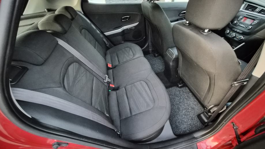 Kia Ceed (cee'd) 1,4 CVVT - REDIZAJN -1.VLASNIK - 85 000 KM -, fotografija 15