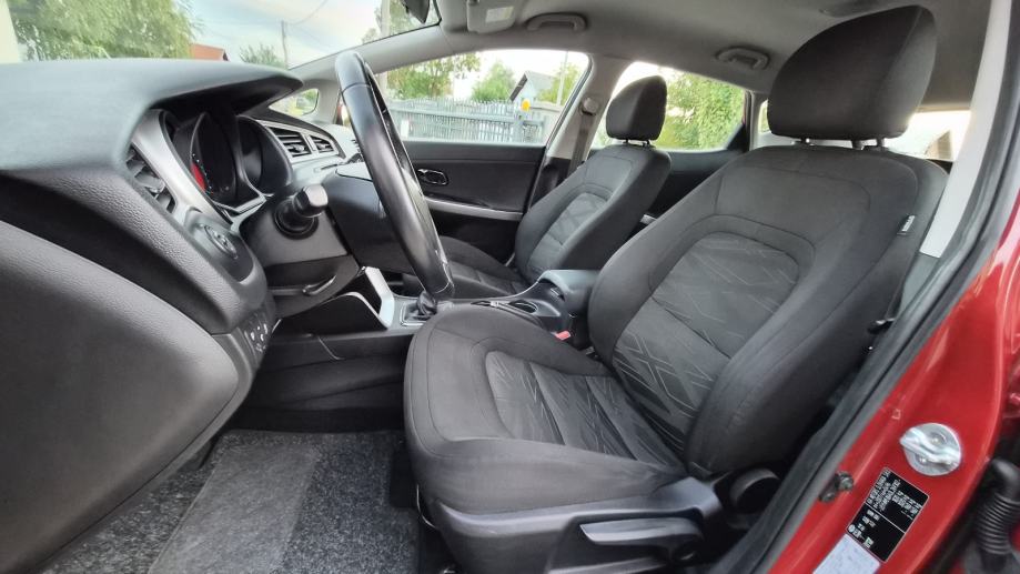 Kia Ceed (cee'd) 1,4 CVVT - REDIZAJN -1.VLASNIK - 85 000 KM -, fotografija 20