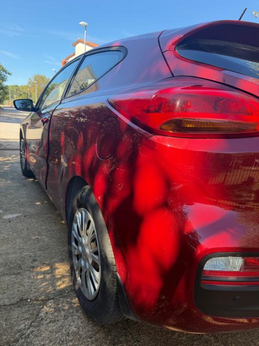 Kia Ceed (cee'd) 1,4 CVVT, fotografija 11