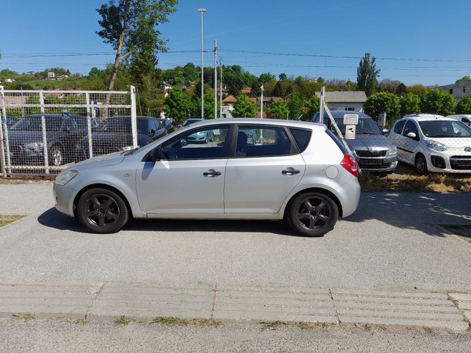 Kia Ceed (cee'd)