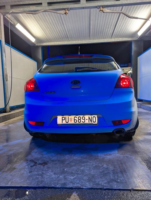 Kia Ceed (cee'd) 1,4 LX, fotografija 4