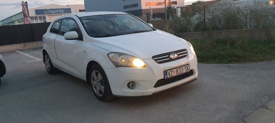 Kia Ceed (cee'd) 1,4, registrirana do 9.tog 2027!!, fotografija 5