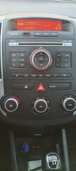 Kia Ceed (cee'd) 1,4, registrirana do 9.tog 2027!!, fotografija 20