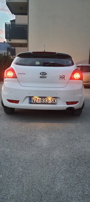 Kia Ceed (cee'd) 1,4, registrirana do 9.tog 2027!!, fotografija 10