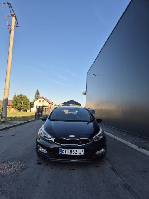 Kia Ceed (cee'd) Hitno!!, pogled izvana - slika 4
