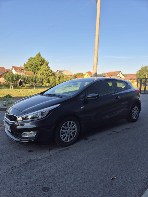 Kia Ceed (cee'd) Hitno!!, pogled izvana - slika 3