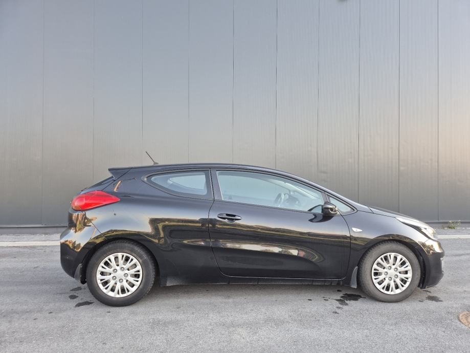 Kia Ceed (cee'd) Hitno!!, fotografija 9