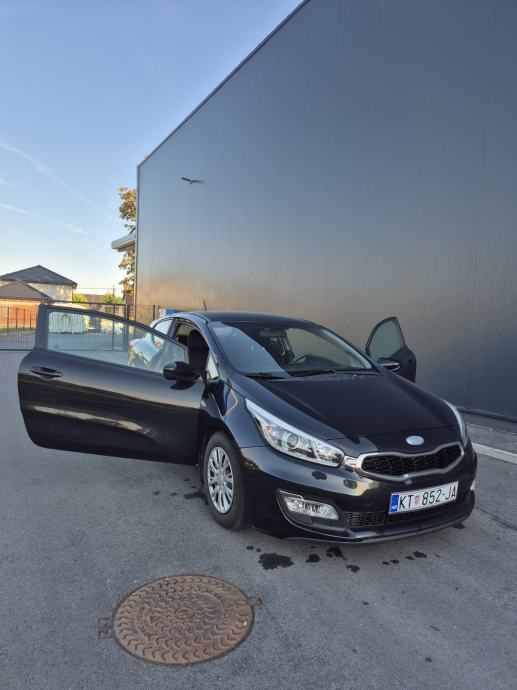 Kia Ceed (cee'd) Hitno!!, fotografija 13