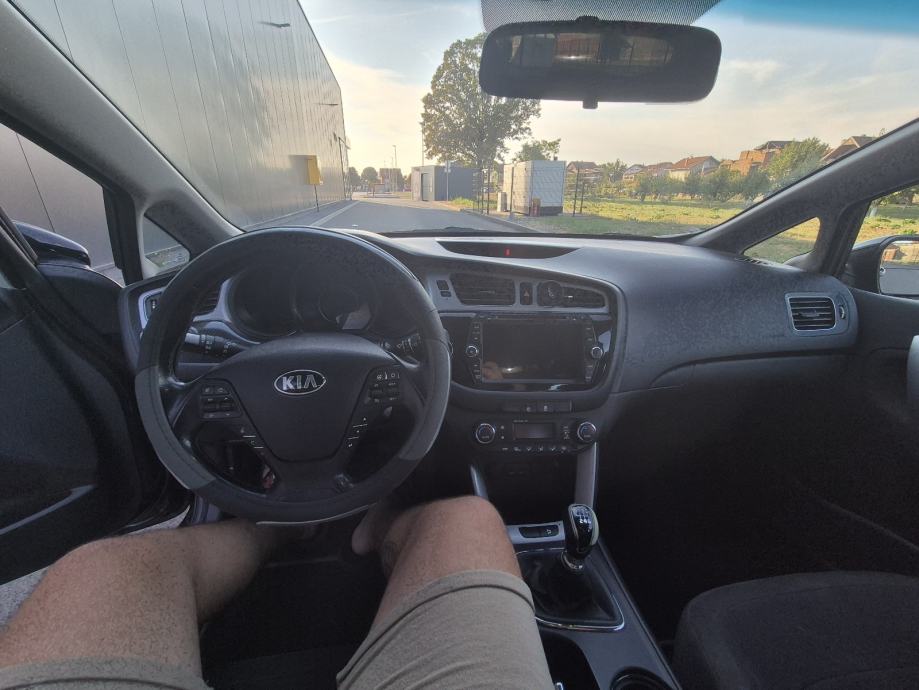 Kia Ceed (cee'd) Hitno!!, fotografija 18