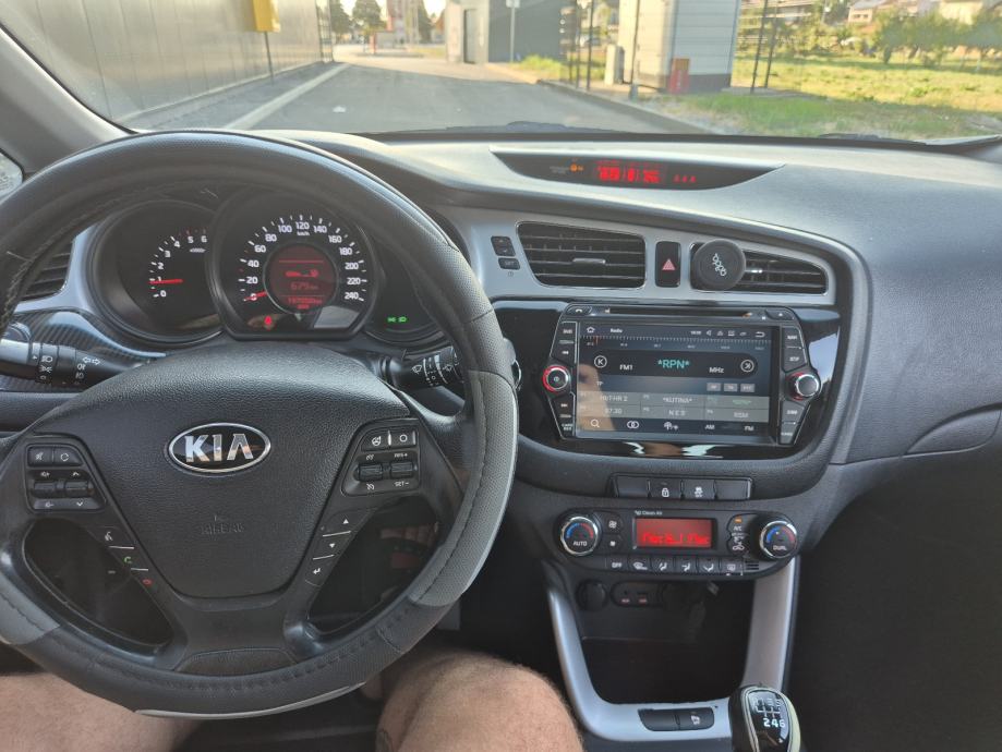Kia Ceed (cee'd) Hitno!!, fotografija 19