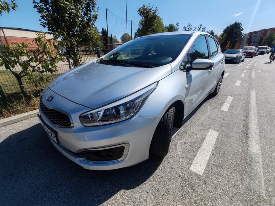 Kia Ceed 1.4 16V/2018.god./127.000km/reg:8./2027./najbolji motor-lanac, fotografija 2