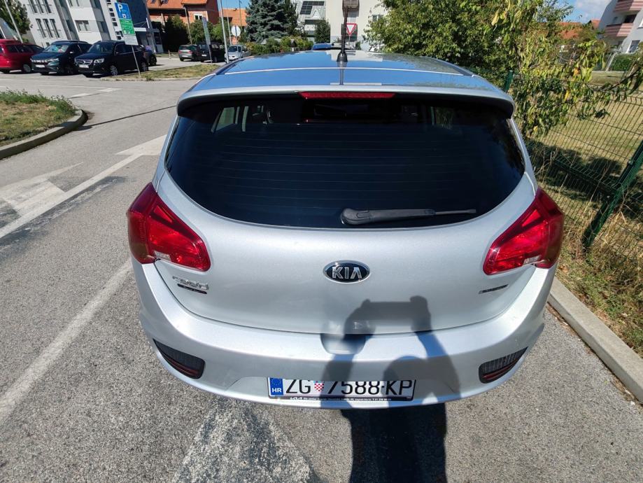 Kia Ceed 1.4 16V/2018.god./127.000km/reg:8./2027./najbolji motor-lanac, fotografija 9
