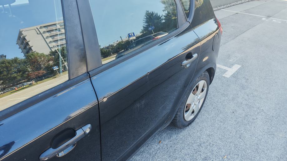 Kia Ceed (cee'd) 1,4, fotografija 9