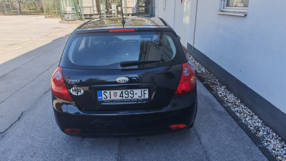 Kia Ceed (cee'd) 1,4, fotografija 11