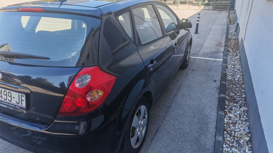 Kia Ceed (cee'd) 1,4, fotografija 12