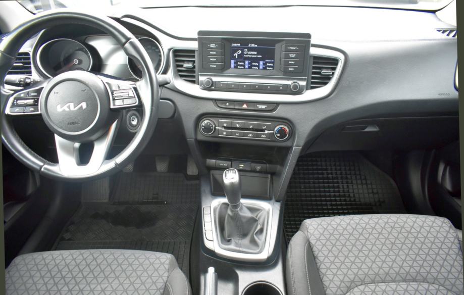 Kia Ceed 1.5 T-GDI LX Urban *HR* 1.VLASNIK,TVORNIČKO JAMSTVO, fotografija 8