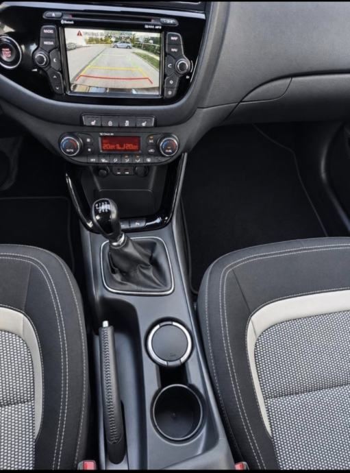 Kia Ceed (cee'd) 1,6 CRDi EX, Kamera, Navig.. Webasto, Keylless-goo, fotografija 12