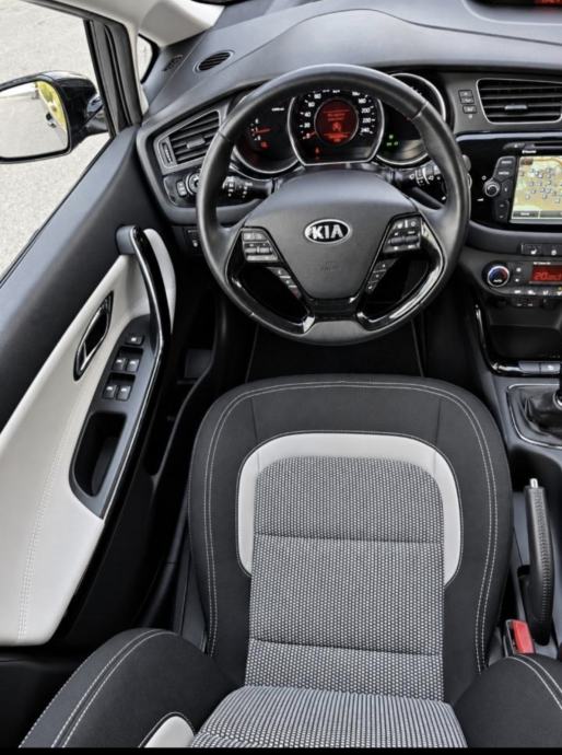 Kia Ceed (cee'd) 1,6 CRDi EX, Kamera, Navig.. Webasto, Keylless-goo, fotografija 14