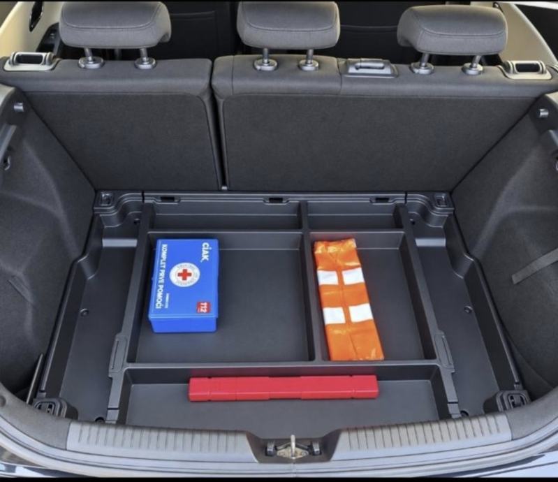 Kia Ceed (cee'd) 1,6 CRDi EX, Kamera, Navig.. Webasto, Keylless-goo, fotografija 15