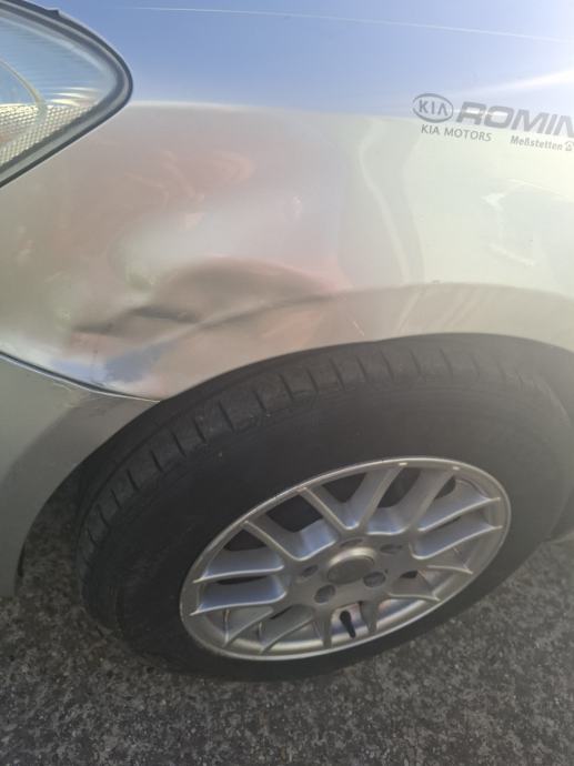 Kia Ceed (cee'd) 1,6 CRDi EX sportwagon Alu, fotografija 13