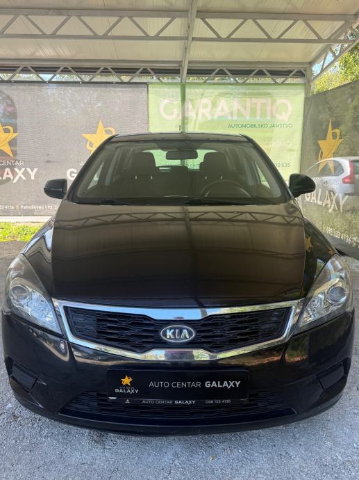 Kia Ceed (cee'd) 1,6 CRDi EX✅UREDNO STANJE✅, fotografija 3