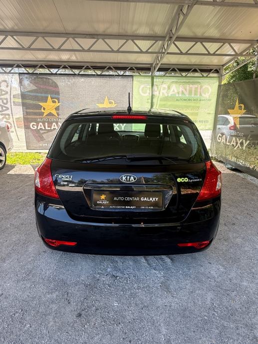 Kia Ceed (cee'd) 1,6 CRDi EX✅UREDNO STANJE✅, fotografija 7