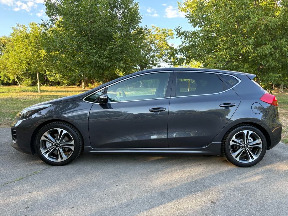 Kia Ceed 1,6 CRDi - GT Line, pogled izvana - slika 2