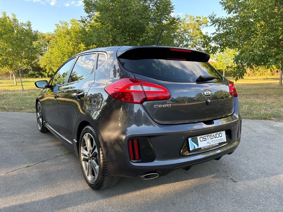 Kia Ceed 1,6 CRDi - GT Line, pogled izvana - slika 3