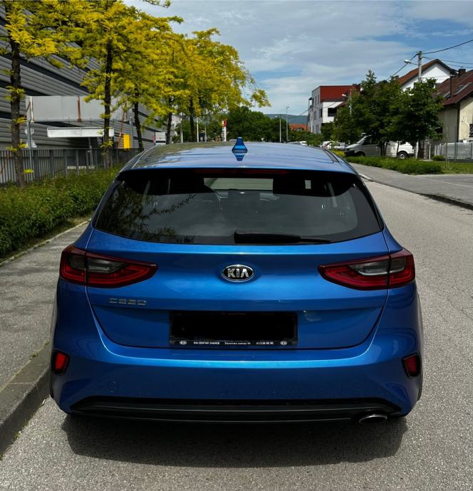 Kia Ceed (cee'd) 1,6 CRDI*Reg.god dana 10/2027*Odlično stanje*, fotografija 6
