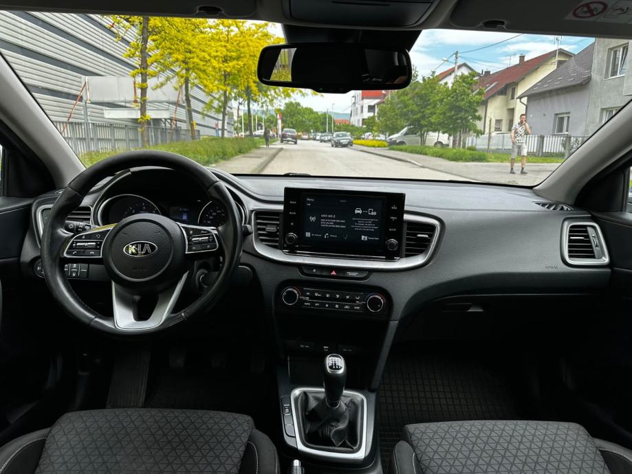 Kia Ceed (cee'd) 1,6 CRDI*Reg.god dana 10/2027*Odlično stanje*, fotografija 10