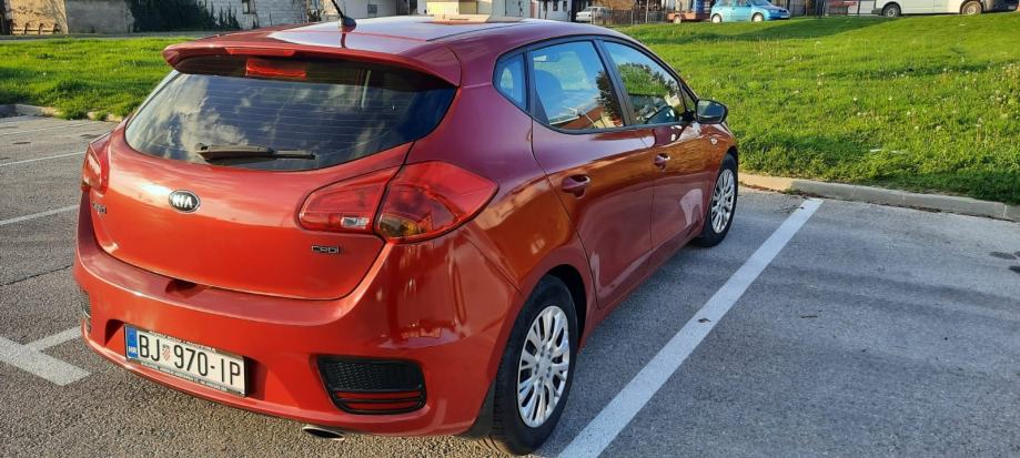 Kia Ceed (cee'd) 1,6 CRDi, fotografija 3