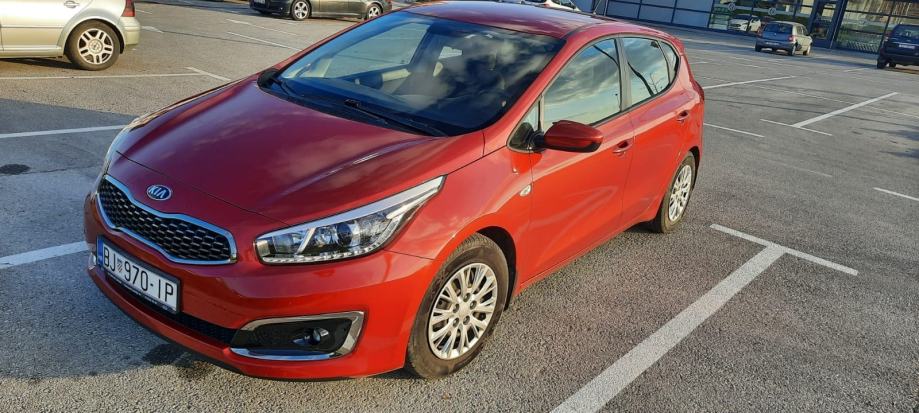 Kia Ceed (cee'd) 1,6 CRDi, fotografija 2