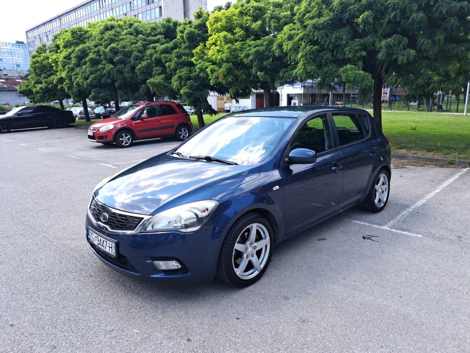 Kia Ceed (cee'd)
