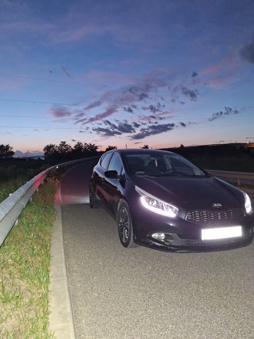 Kia Ceed (cee'd) 1,6 CRDi, fotografija 11