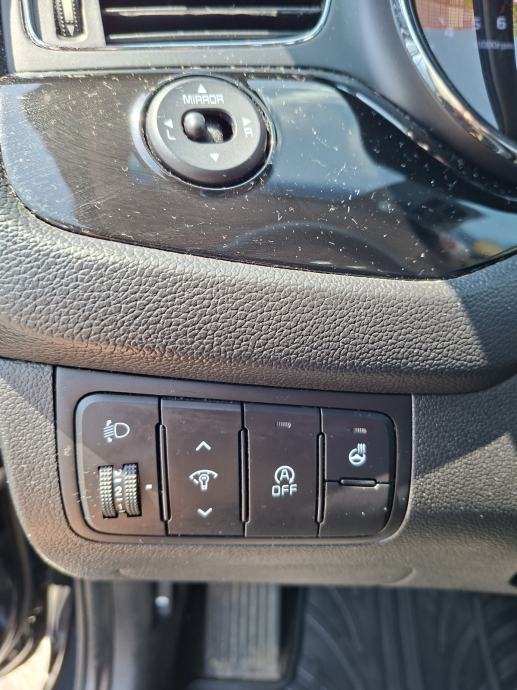Kia Ceed (cee'd) 1,6 CRDi, fotografija 17