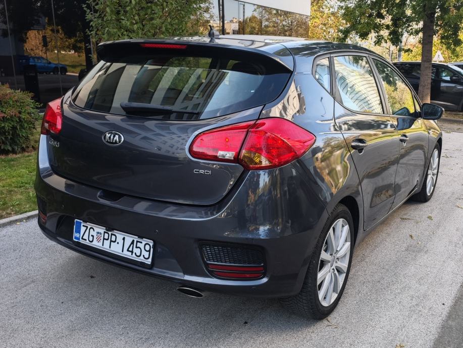 Kia Ceed 1,6 CRDi, kamera, navig, kao NOV, fotografija 7