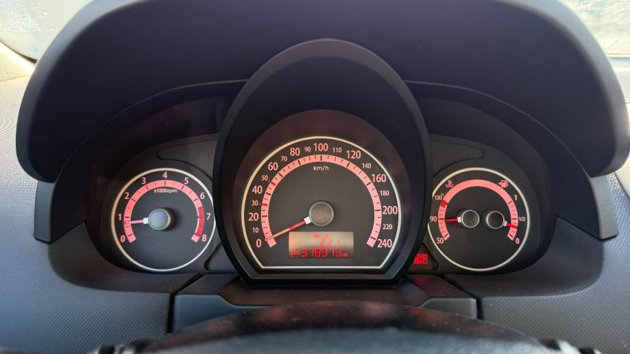 Kia Ceed (cee'd) 1,6 EX Alu, fotografija 17