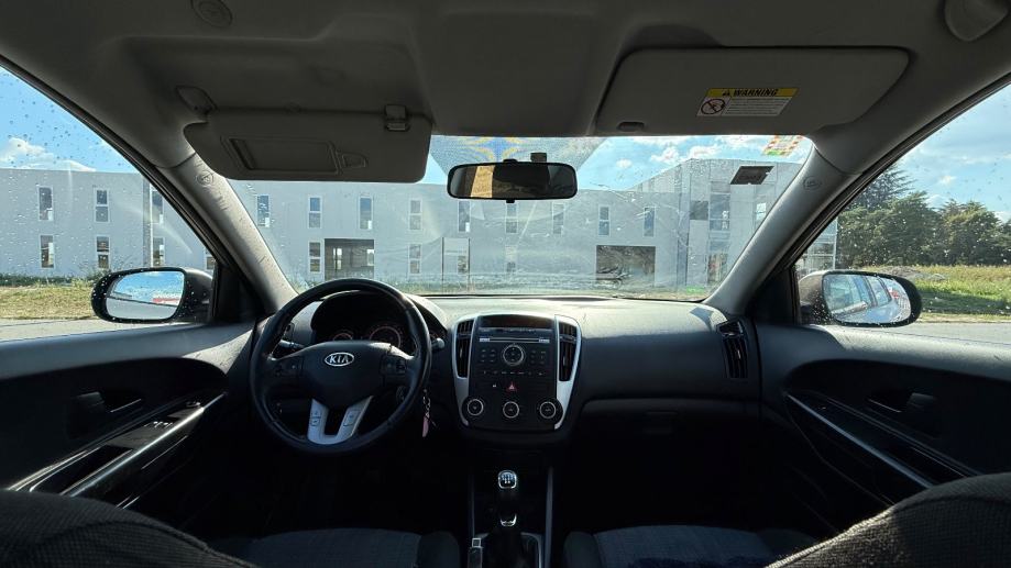 Kia Ceed (cee'd) 1,6 EX Alu, fotografija 11
