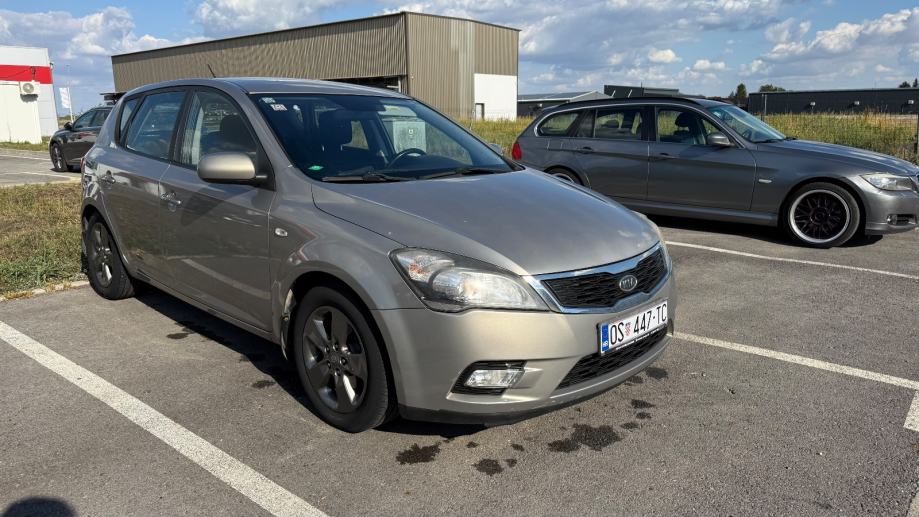 Kia Ceed (cee'd) 1,6 EX Alu, fotografija 7
