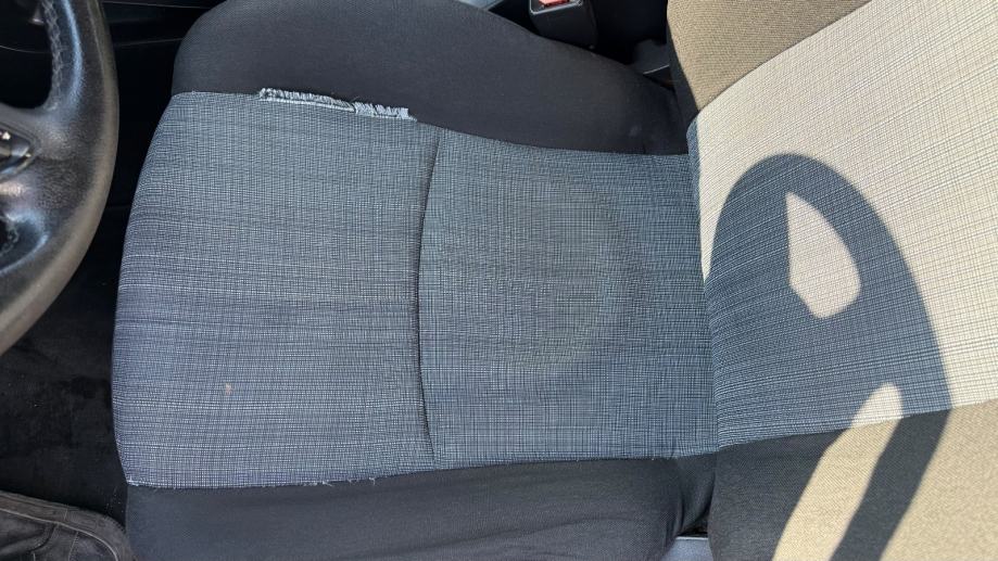 Kia Ceed (cee'd) 1,6 EX Alu, fotografija 15