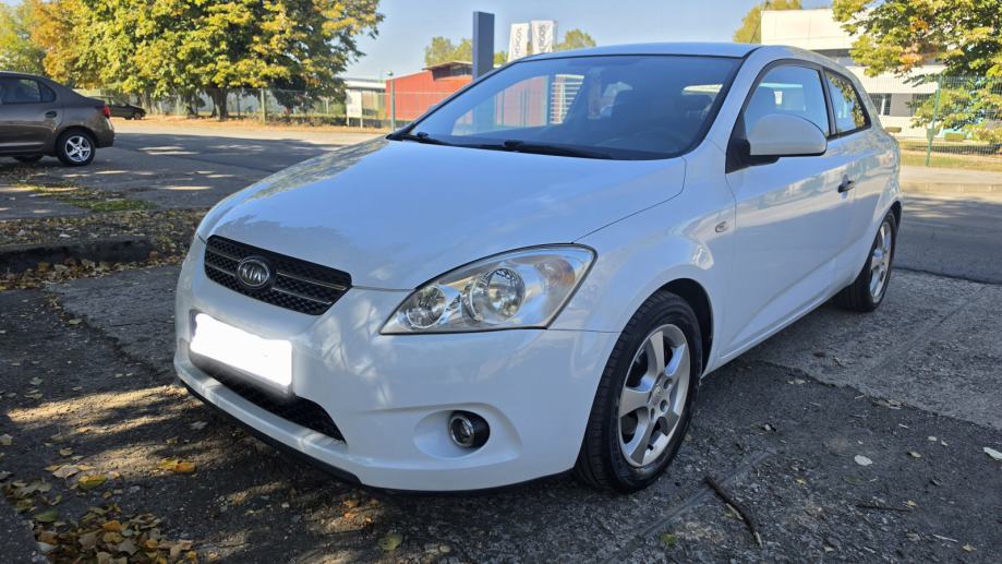Kia Ceed (cee'd) 1,6 ---PLIN---ZAMJENA SKUPLJE/JEFTINIJE, fotografija 14