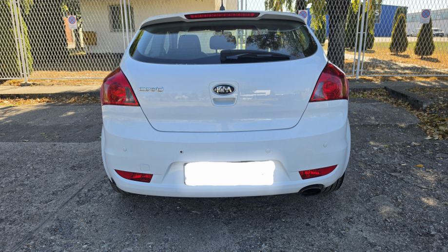 Kia Ceed (cee'd) 1,6 ---PLIN---ZAMJENA SKUPLJE/JEFTINIJE, fotografija 3