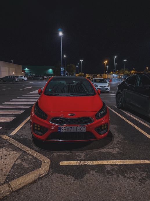 Kia Ceed (cee'd) 1,6 T- GDI GT, fotografija 6