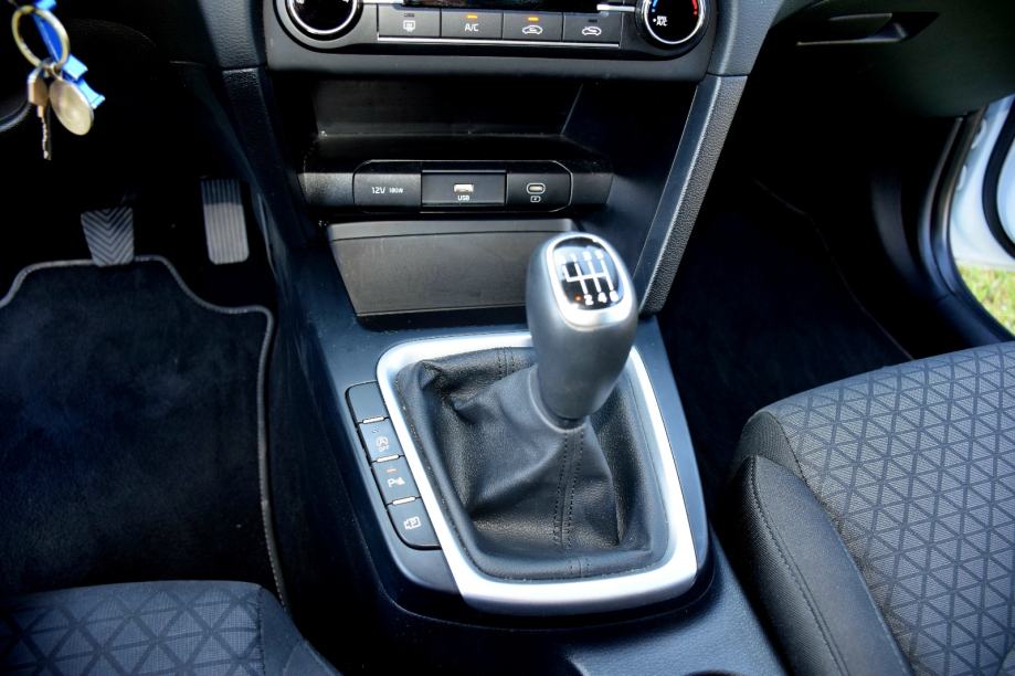 Kia Ceed (cee'd) Sportswagon 1.0 T-GDI, fotografija 12