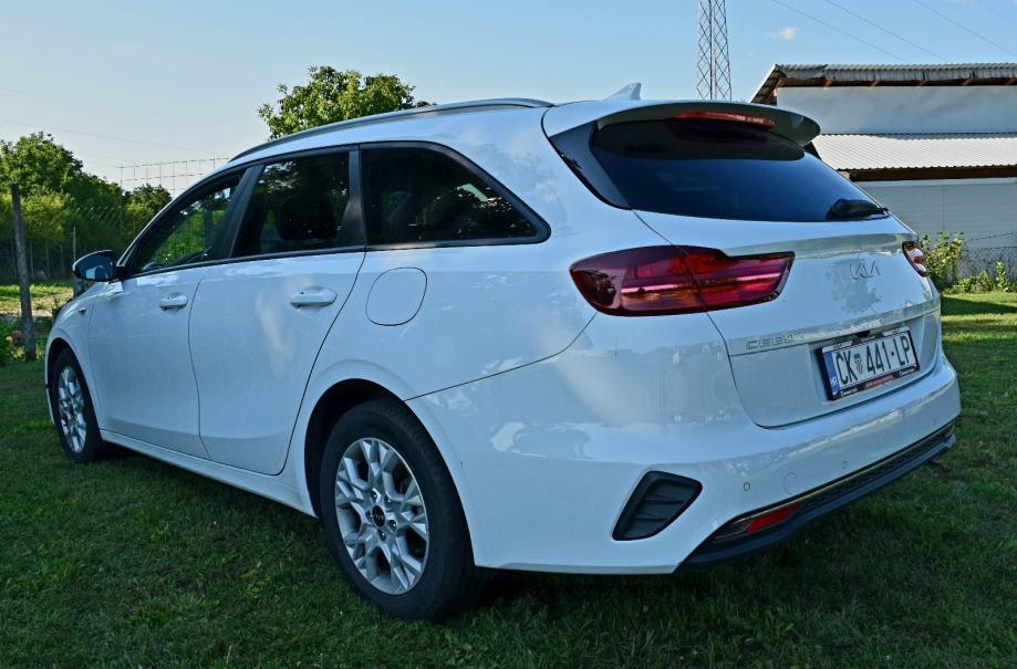Kia Ceed (cee'd) Sportswagon 1.0 T-GDI, fotografija 4