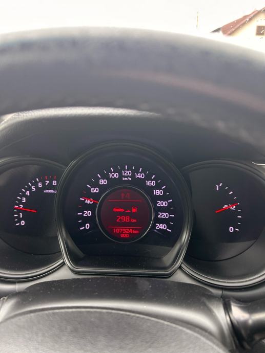 Kia Ceed (cee'd) Sportswagon 1,4 CVVT, fotografija 3