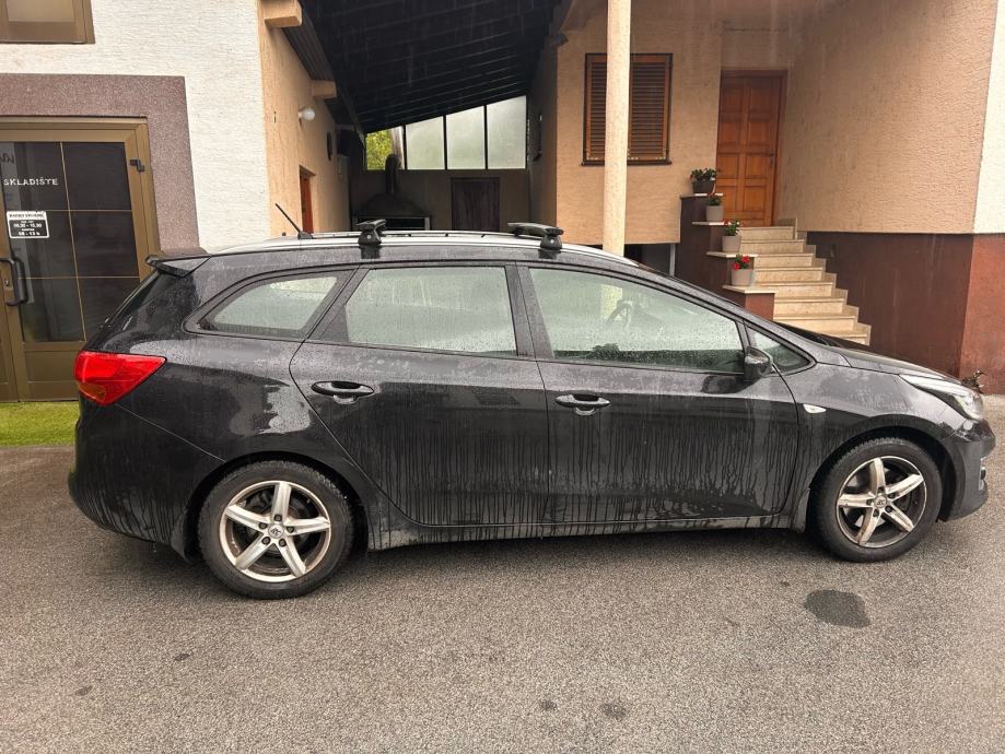 Kia Ceed (cee'd) Sportswagon 1,4 CVVT, fotografija 9