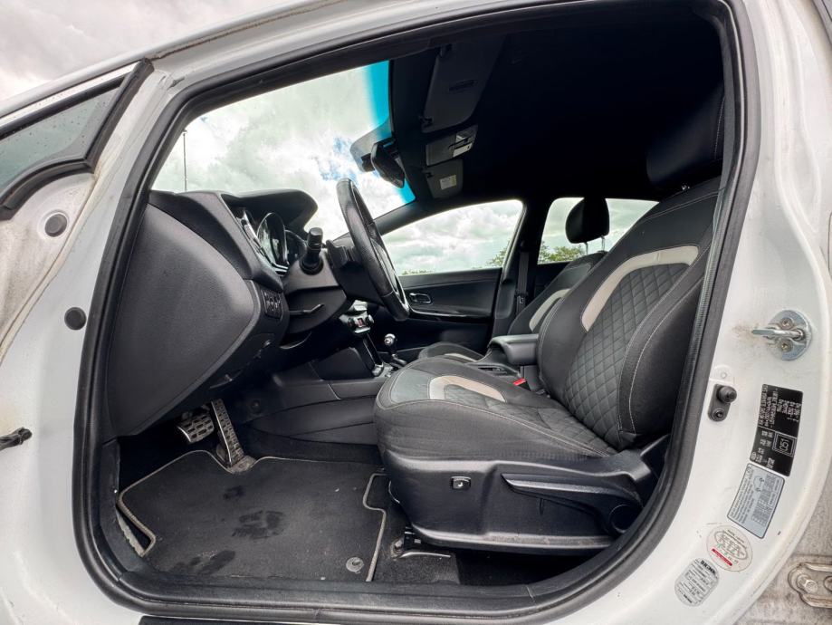 Kia Ceed (cee'd) Sportswagon 1,6 CRDi automatik, fotografija 8