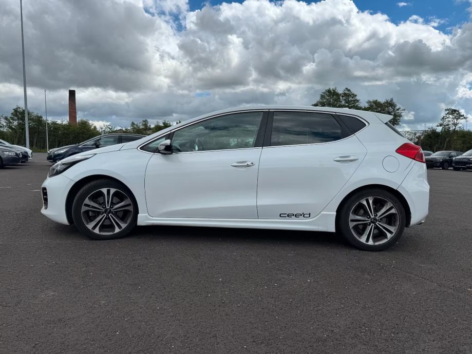 Kia Ceed (cee'd) Sportswagon 1,6 CRDi automatik, fotografija 17